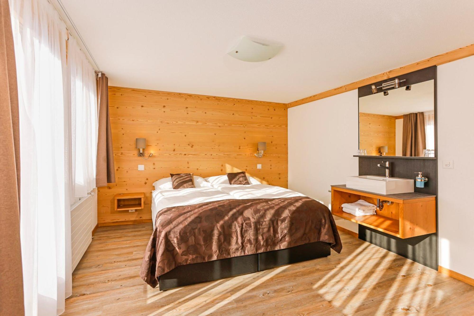 Berghotel Hahnenmoos Adelboden Luaran gambar